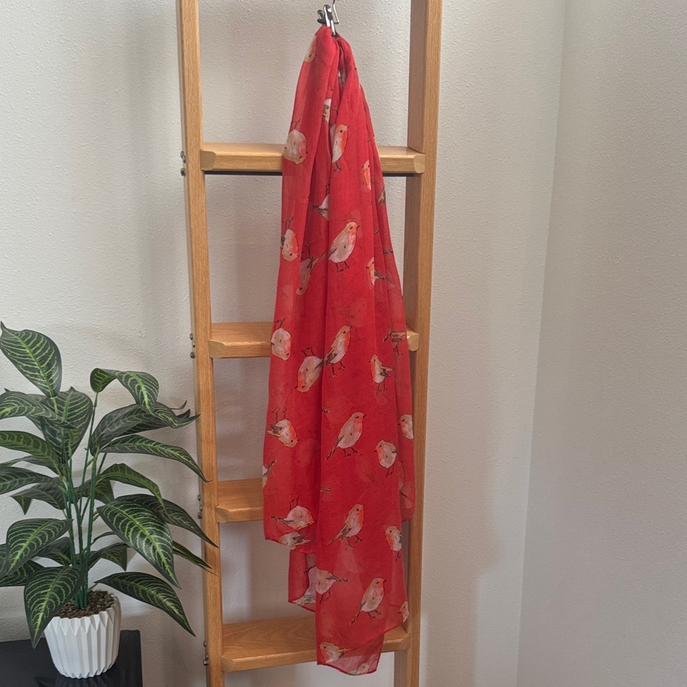 NWOT Irelands Erin Knitwear in County Cork Watercolour Robin Scarf Red - Picture 2 of 6